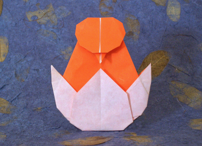Origami Chick in egg by Apollonia Kuiper-Woudstra folded by Gilad Aharoni