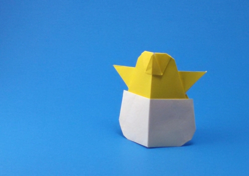 Origami Chick in egg by Niwa Taiko folded by Gilad Aharoni