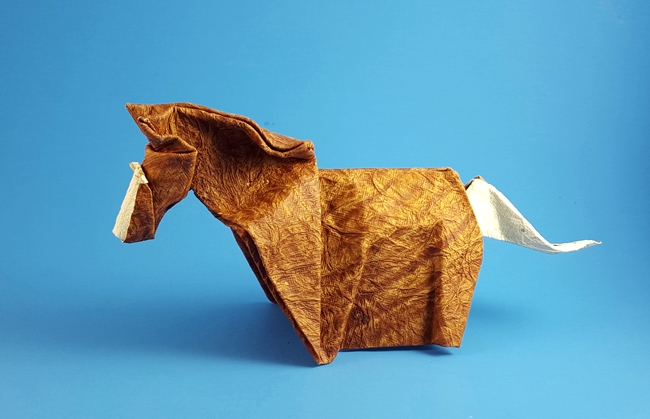 Origami Horse 3 by Gen Hagiwara folded by Gilad Aharoni
