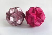 Origami Star ball by Jeannine Mosely on giladorigami.com