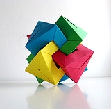 Origami 4 interlocking triangular prisms by Daniel Kwan on giladorigami.com