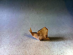 Origami Snail by Matsuno Yukihiko on giladorigami.com