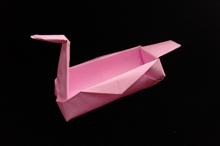 Origami Bird-shaped receptacle by Kazuo Choshi on giladorigami.com