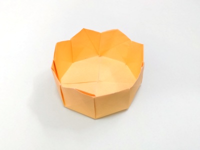 Origami Heart bowl by Mark W. Kennedy on giladorigami.com