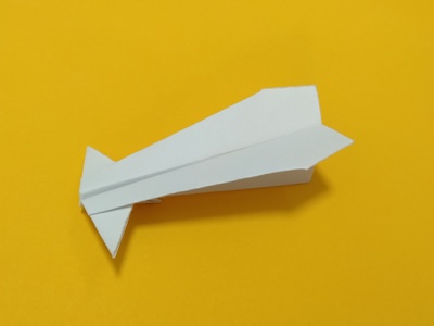 Origami Squid airplane by Traditional on giladorigami.com