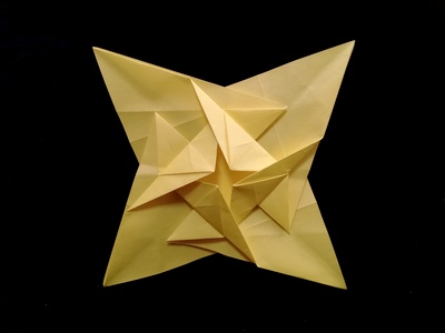 Origami Star A2 by Loes Schakel on giladorigami.com