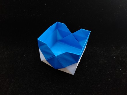 Origami Tidy box by Kawate Ayako on giladorigami.com